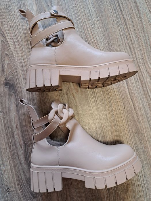 Buty Botki polbuty bezowe 36