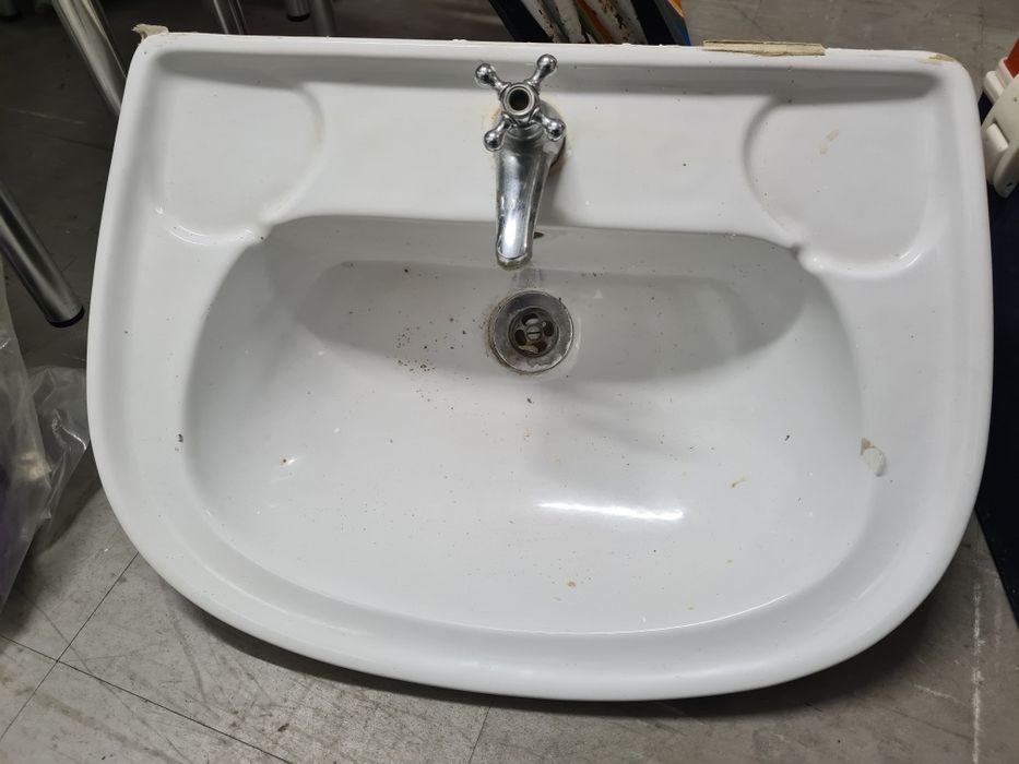 Lavatório branco