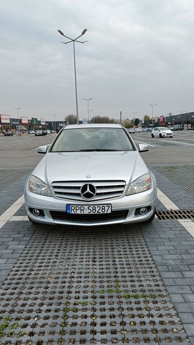 Mercedes -Benz C-180 W204