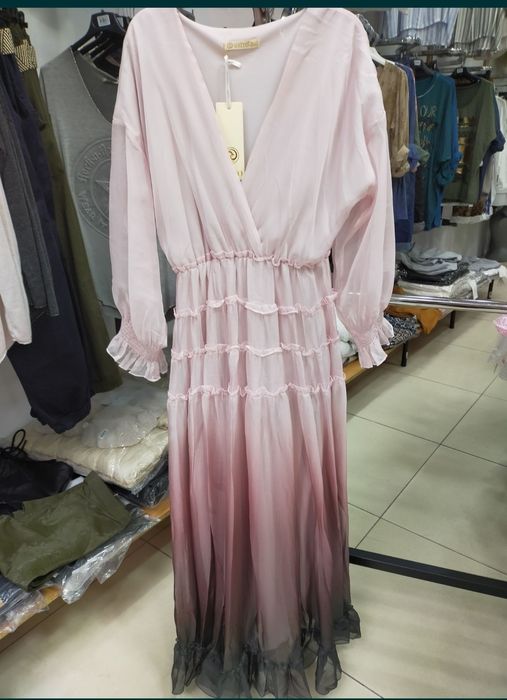 Elegancką sukienka cieniowana 42/44