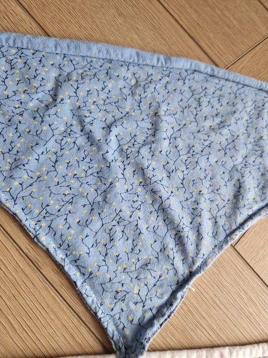 Apaszki, chustki dla dziewczynki