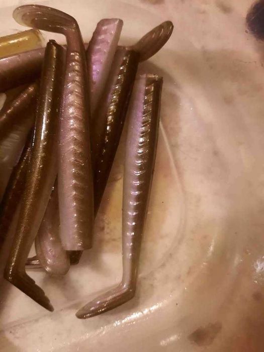 Vinil de 8.5 cms para pesca ao spinning ,variadas cores