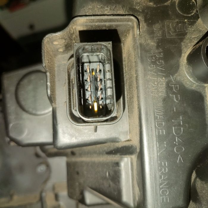 Óticas dianteiras Originais Peugeot 3008 II e 5008 (Esquerda / Direita