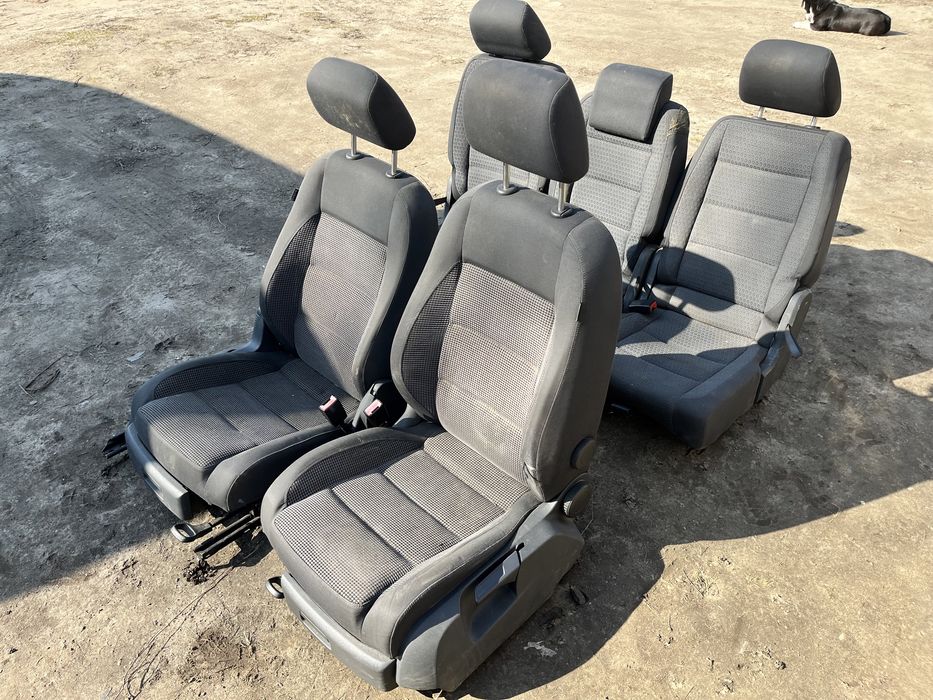 Komplet foteli do VW Touran I zestaw kierowca pasażer dobre