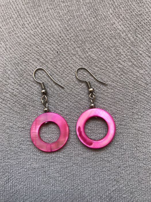 Vários brincos Pedra Dura, Bijou Brigitte e Parfois