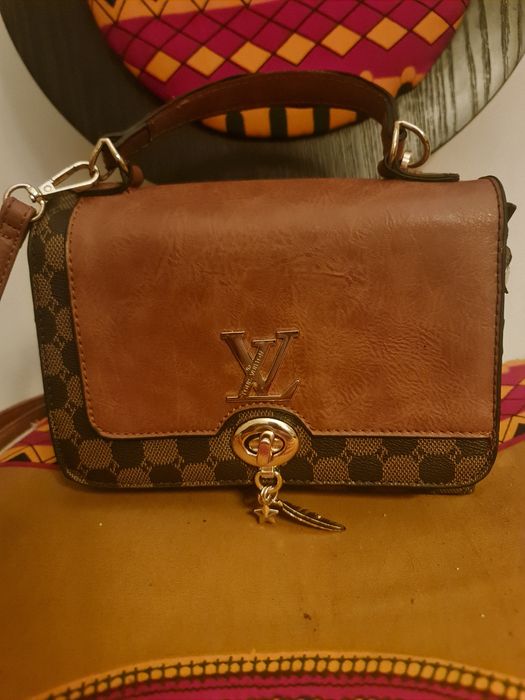 Mala muito elegante