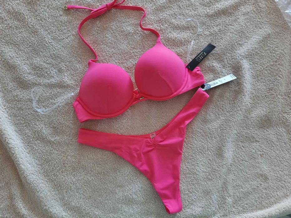 Черный купальник Victoria's secret бомбшелл двойной пуш-ап bombshell S M с пушапом бандо 75С 75В 80А со стразами 85F 80F стринги розовый хаки портупея