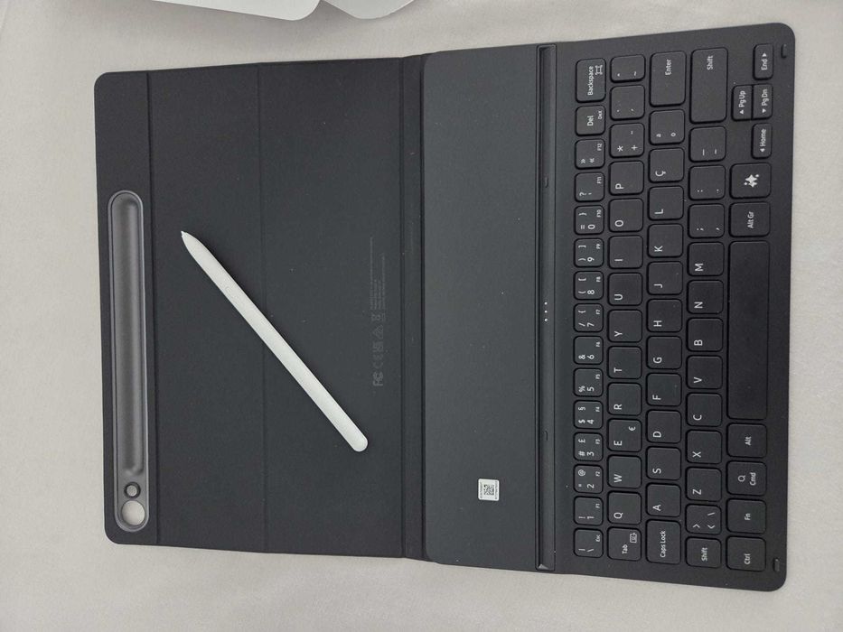 Galaxy Tab S10 FE + Capa com teclado