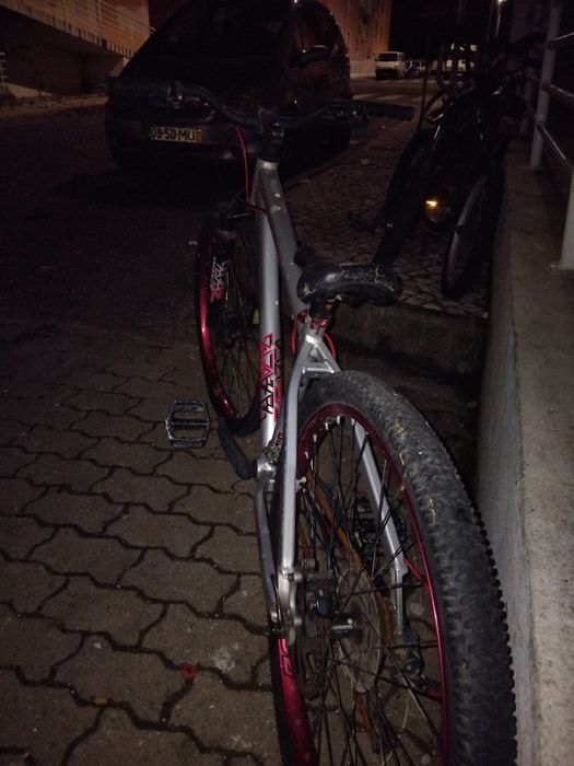 Vendo bicicleta travao a oleo