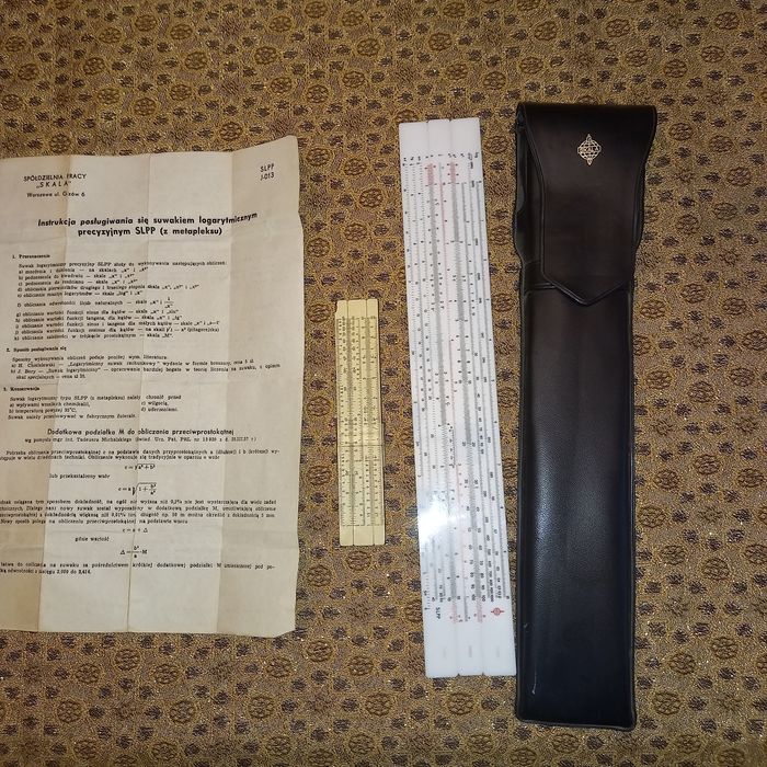 Suwak logarytmiczny z instrukcją