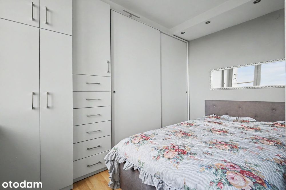 Top! 2-Pokojowe Na Sadybie/Balkon/Ciche/Tuż Obok Parku.