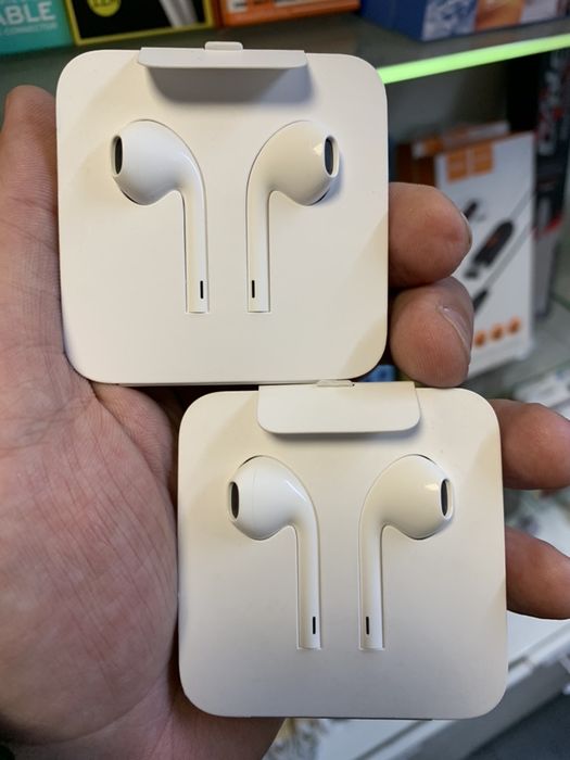 Наушники Apple EarPods lightning оригинал из комплекта iPhone(айфон)