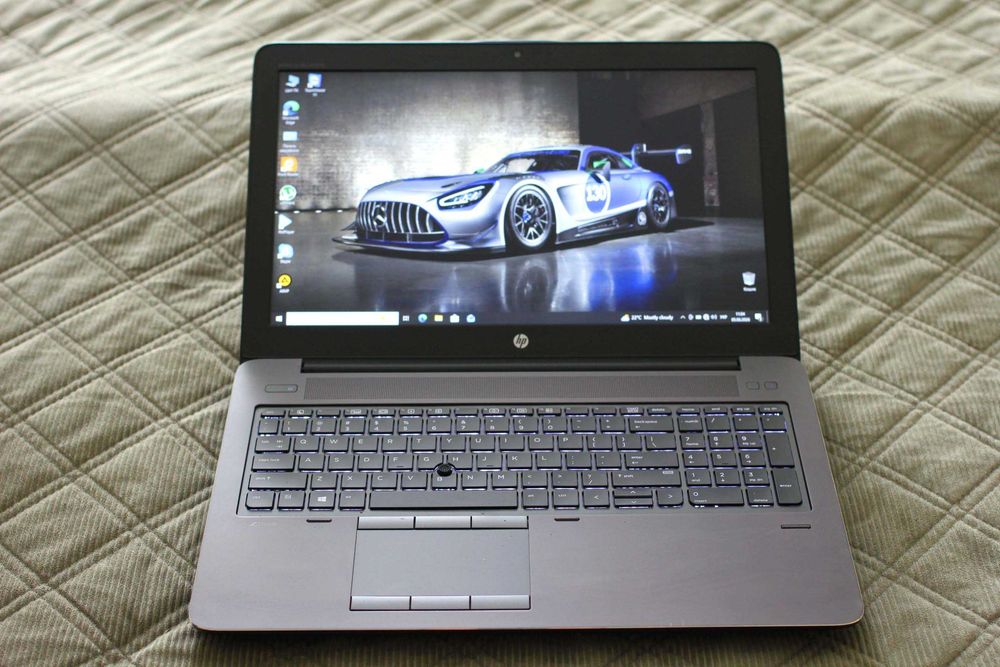 Ноут HP ZBook 15 G4/i7-7700HQ/NvidiaQuadro m1200 4GB/16GB/SSD256/АКБ4ч/15 ipsFHD