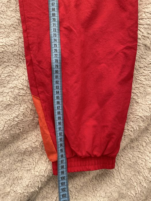 Czerwone spodnie Adidas Originals 90s