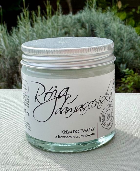 Krem intensywnie nawilżający z różą damasceńską i kwasem HA