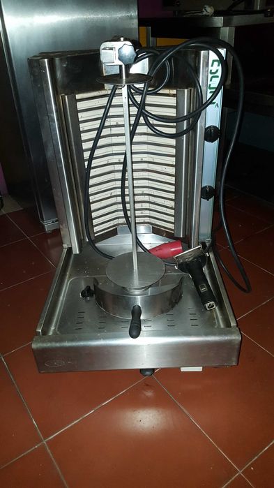 Máquina Café Fiamma 2 Grupos e 3 Grupos - Máquina Kebab Electrica com faca de corte