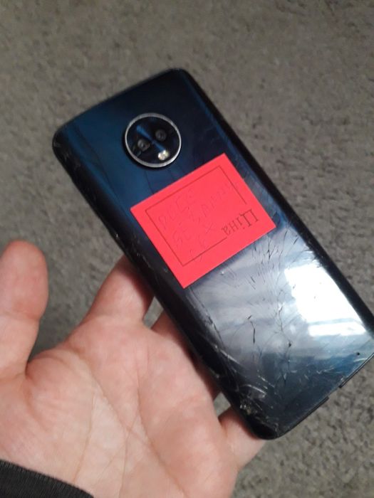 Motorola G6 plus на запчастини