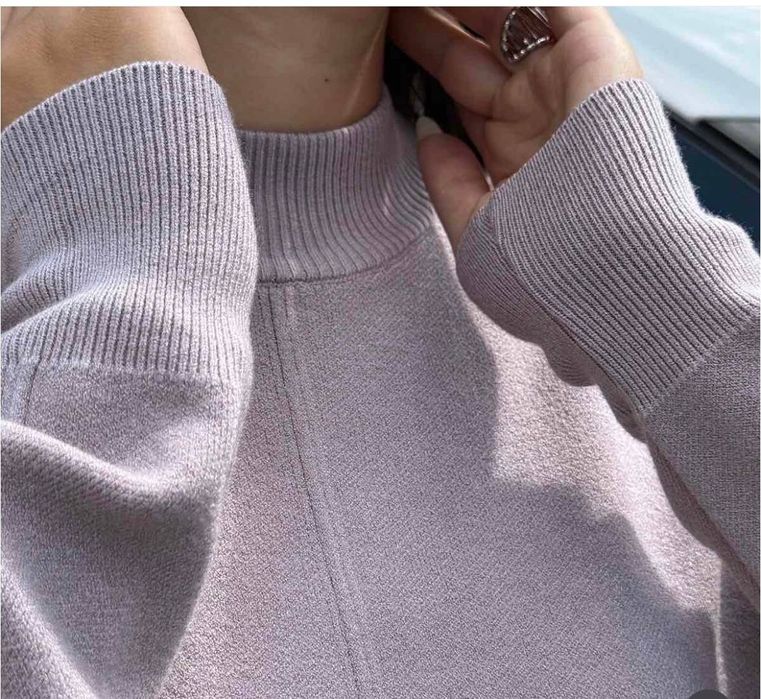 Свертр колір мокко