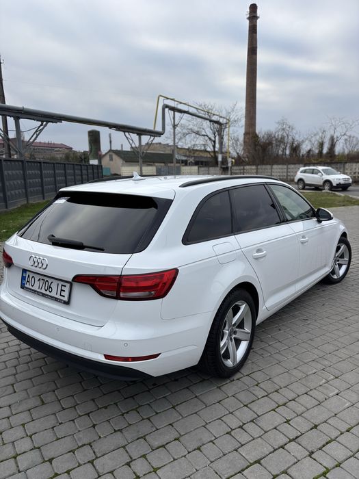 Audi A4 B9 Avant 2018рік