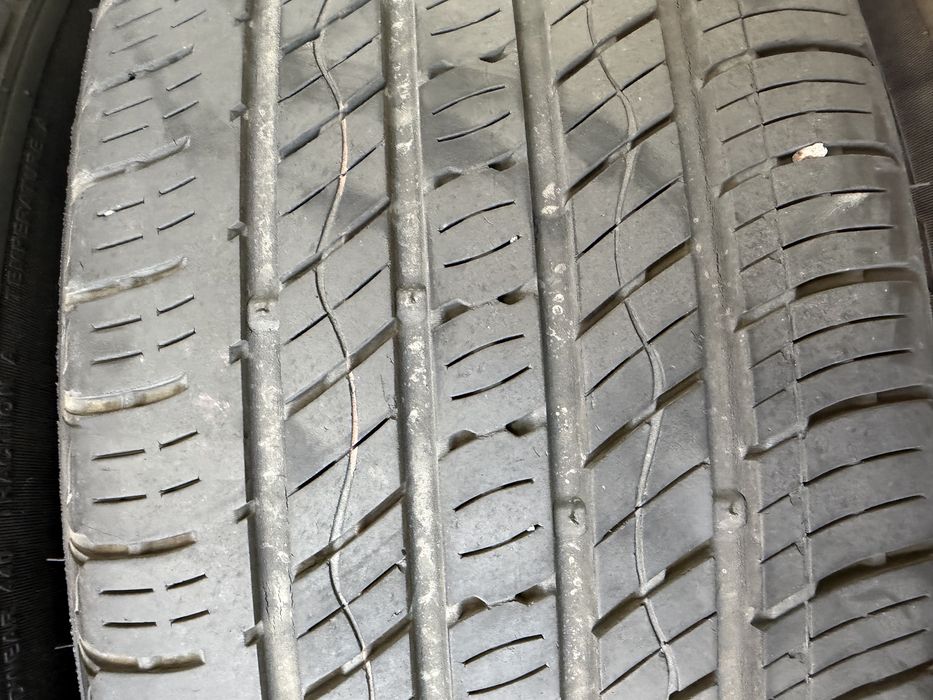 235/55 r19 Kumho 4шт