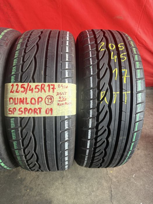 Pneus RFT 205/45/17 Dunlop Todos Iguais Impecaveid