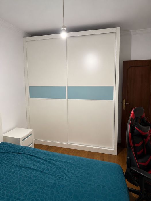 Quarto em Carvalho
