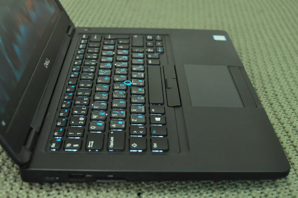 Игровой ноутбук Dell 5490  (Core i5/8Gb/SSD 256/video-2Gb)