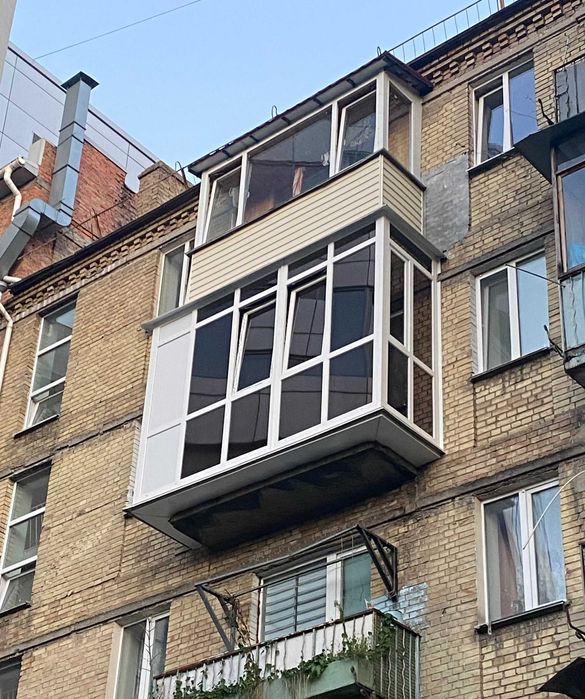 Балкон під ключ Київ Засклення Утеплення Винос Обшивка Ремонт балкона