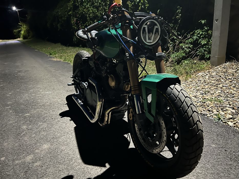 Yamaha xv750/Virago cafe racer