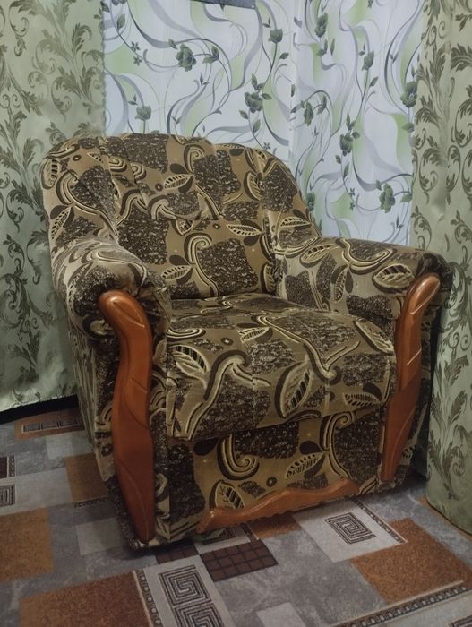 ПРОДАМ  2 крісла