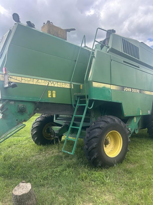 Комбайн John Deere 2066