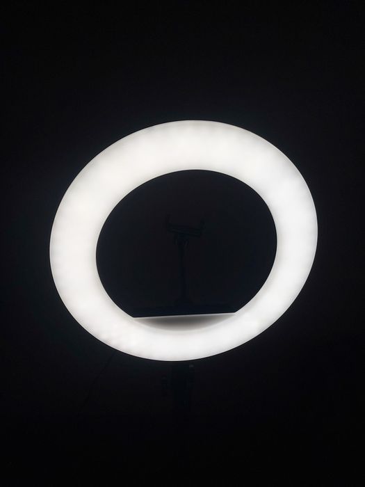 Profesjonalna lampa Led RING