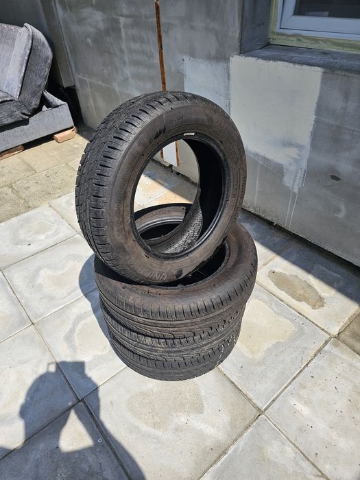 Sprzedam komplet opon R 15 lato (185/65)