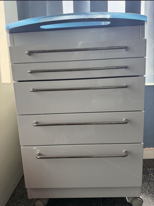 Dentista móvel SARATOGA consultório com bancada em vidro