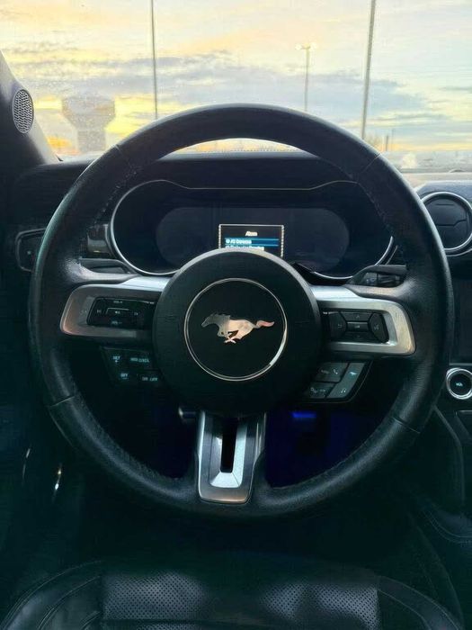 Ford Mustang GT Premium Coupe      2020