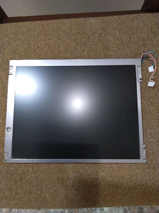 Матриця Sharp LQ121S1LG41