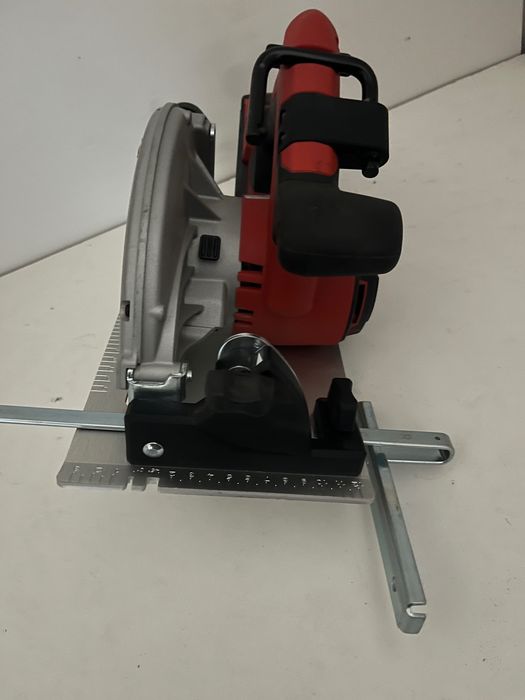 Milwaukee M18 BLCS66-502X Pilarka tarczowa 190mm Zestaw 4ah ładowarka