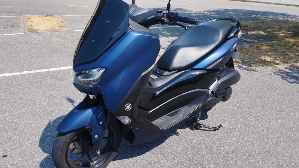 Scooter Yamaha NMax 125 connect bom estado Nov2021