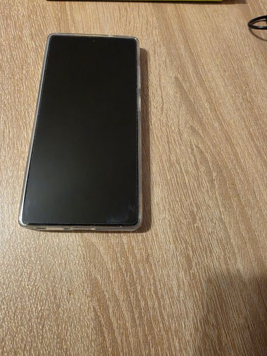 Telefon Samsung Galaxy S25 Ultra z wyposażeniem
