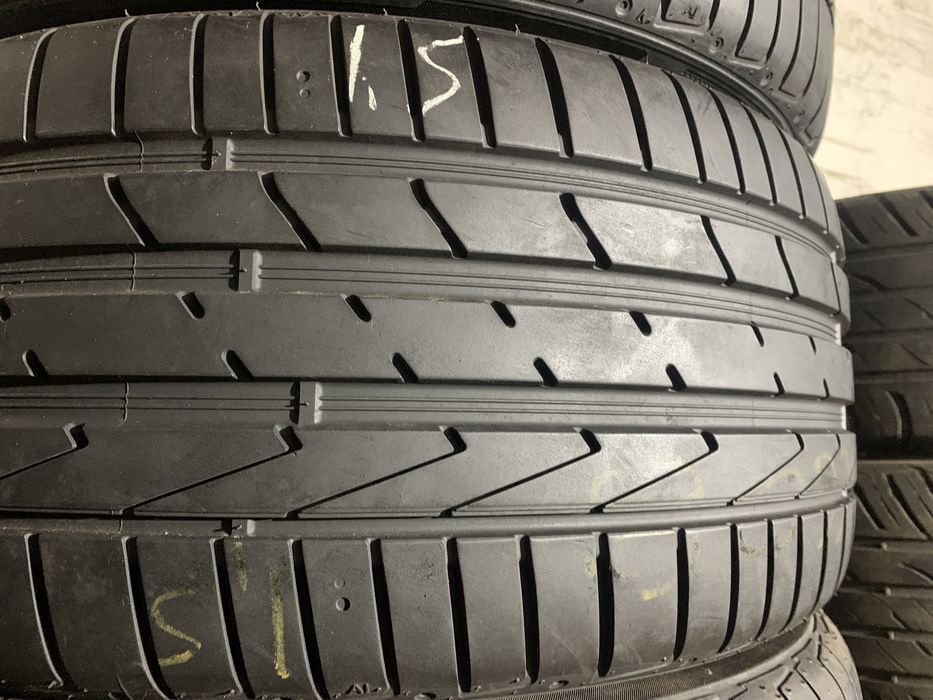Шини б/у лето 245/40-18 Hankook ventus s1 evo2