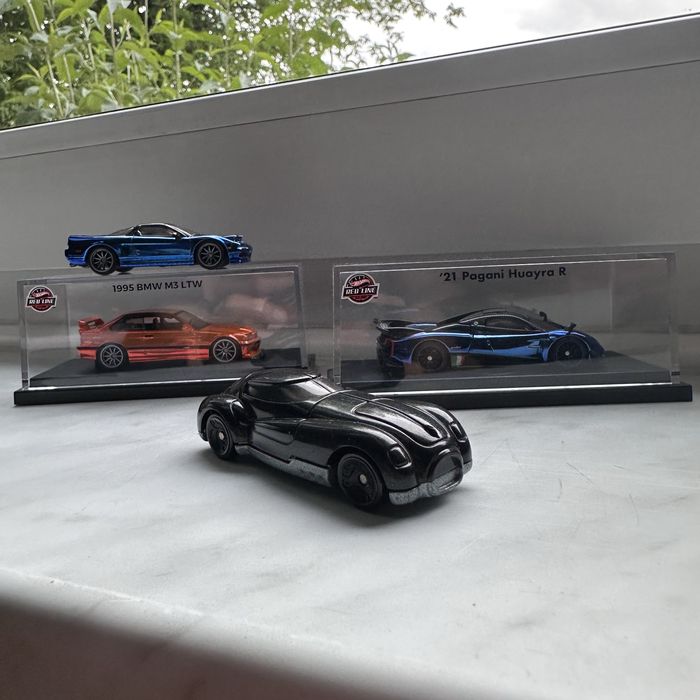Hot Wheels Batman Batmobile