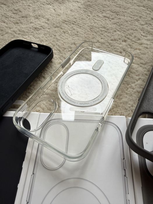 Capas Originais Apple para iPhone 16