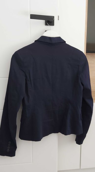 Granatowy klasyczny żakiet