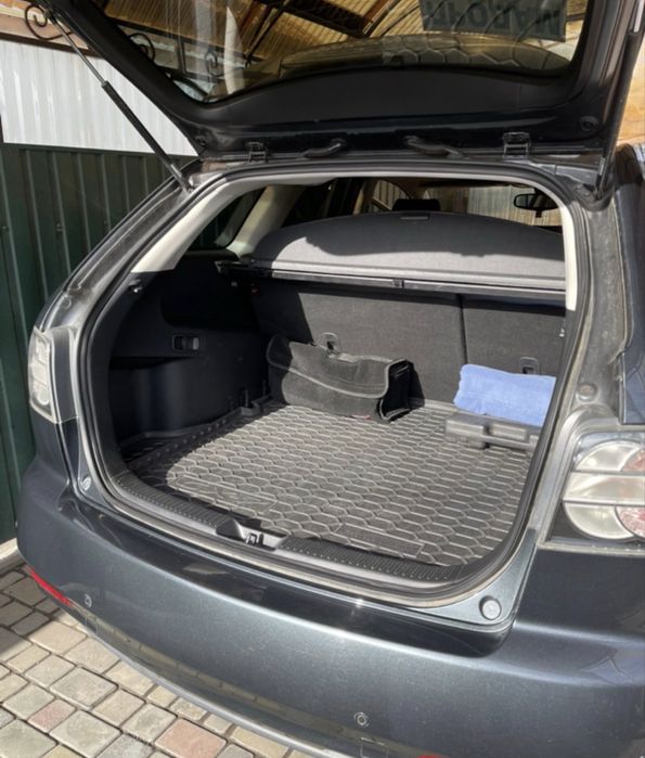 Продам автомобіль Мазда СХ-7