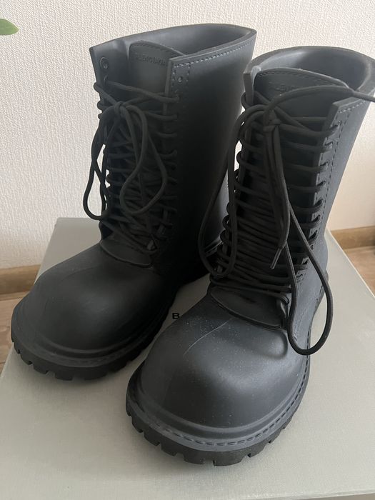 balenciaga steroid boots