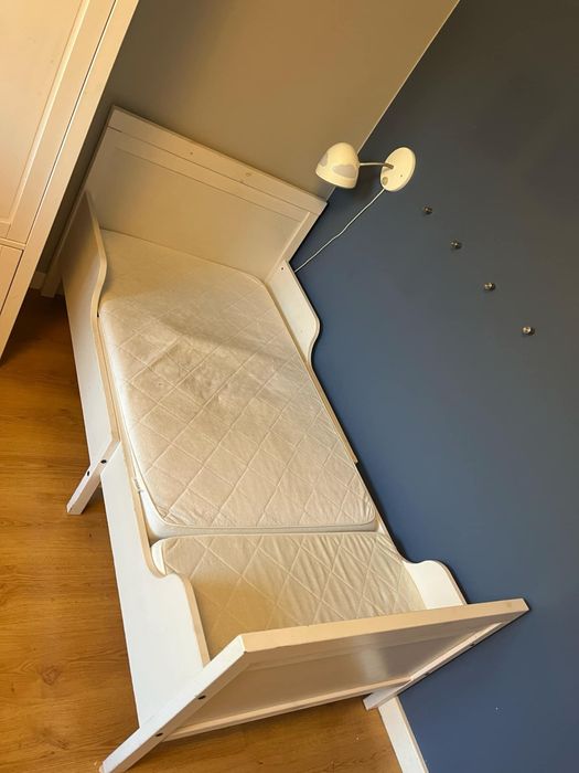 Lozko dzieciece z materacem Ikea - Sundvik. Szer 92. Dł 137-207