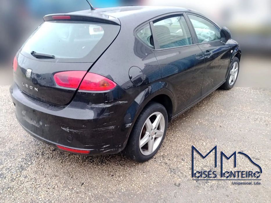 PEÇAS Seat Leon 1.6 TDI 2010 Motor CAY