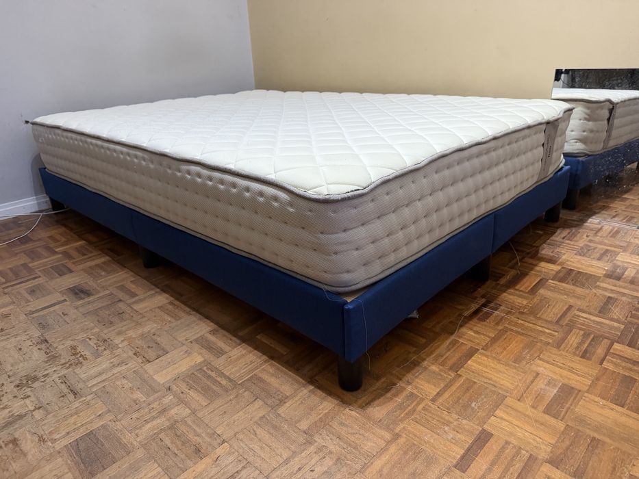 Cama 140x200 cm + colchão - 8 meses de uso