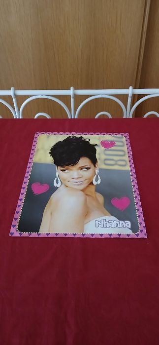 Poster Rihanna, novo