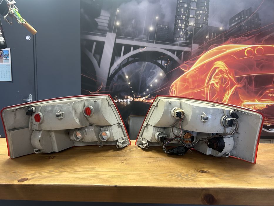 Lampy tyl audi a4 cabrio lewa i prawa